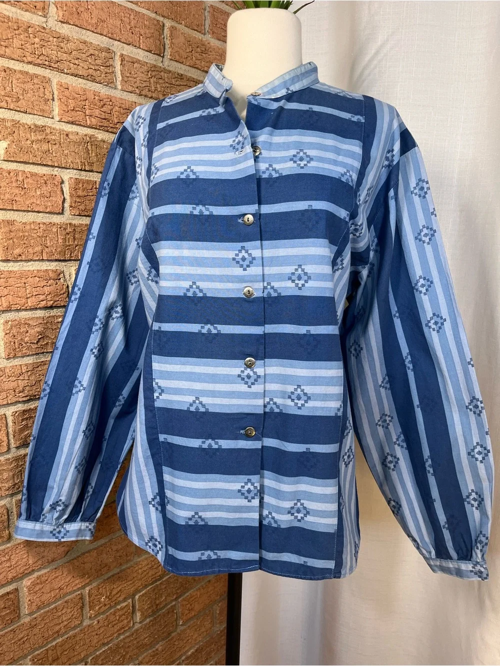 Vintage Cowgirls Rodeo Association Blue Western Stripe Cotton Button Shirt L